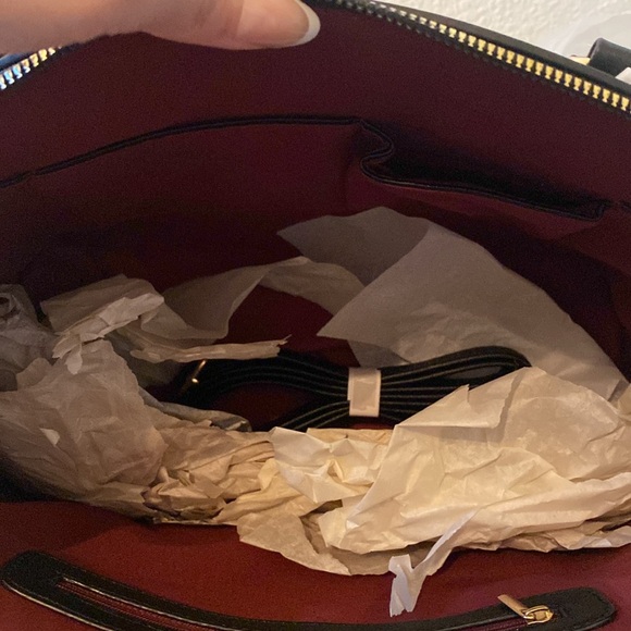 NWT Boutique Floral and Butterfly Print Large Dome Bag - Picture 8 of 11